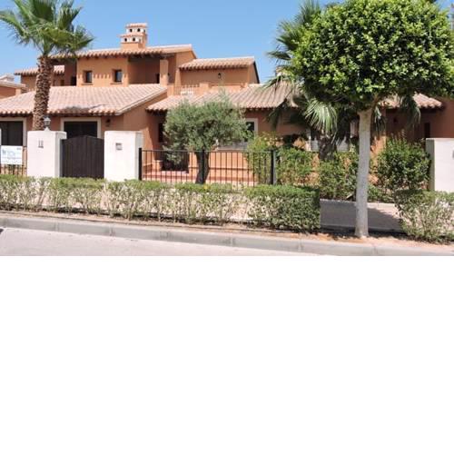 HL025 Luxury 3 bedroom villa with community pool