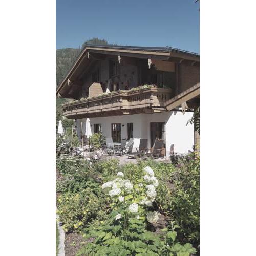 Hochalmbahnen Chalets Apartment 1i OG 1i EG