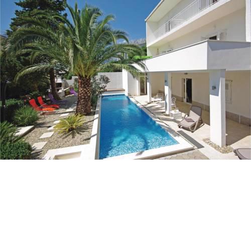 Holiday Apartment Makarska 05