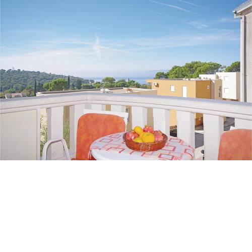 Holiday Apartment Makarska 08