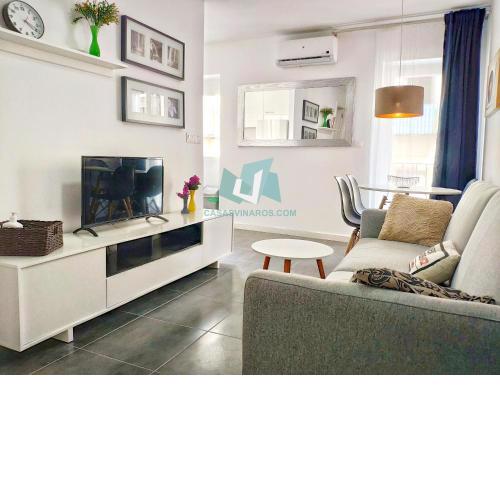 Holiday apartment near the seafront Aircon and Wi-fi