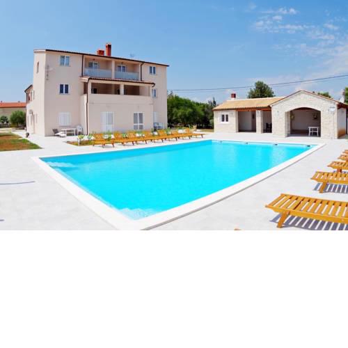 Holiday apartments in house Sanja