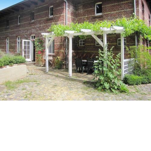Holiday flats Altes Lotsenhaus Barhöft - DOS05024-DYB