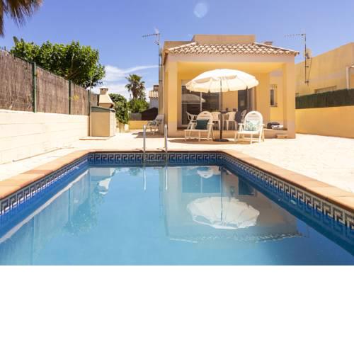 Holiday Home 1 Casas
