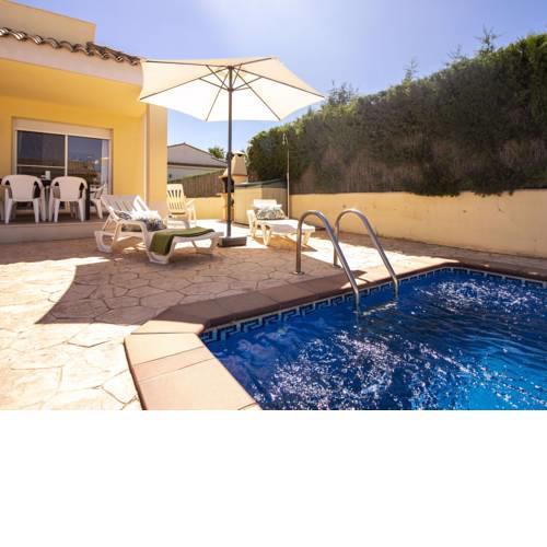 Holiday Home 3 Casas