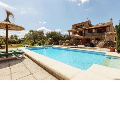 Holiday home Almadrava