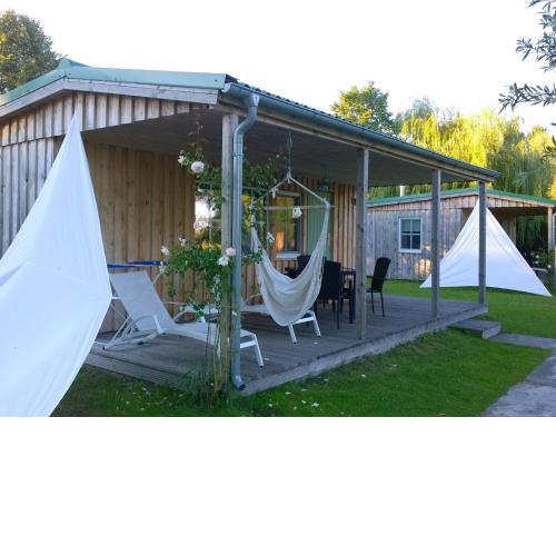 Holiday home along the Achterwasser in Lütow