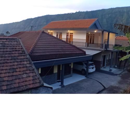 Holiday Home Anggun Bromo