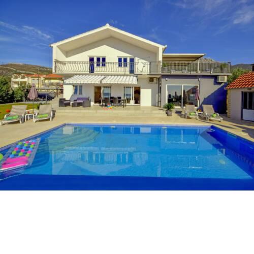 Holiday Home Aurora