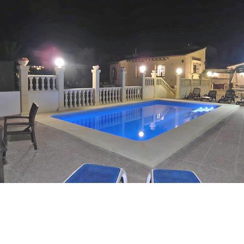 Holiday Home Balcon Al Mar