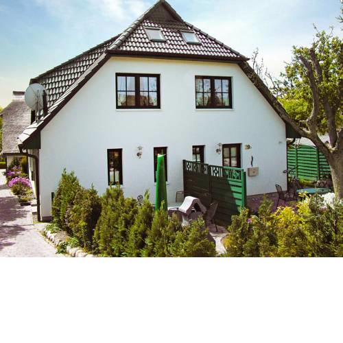 Holiday Home Boddenstrasse.2
