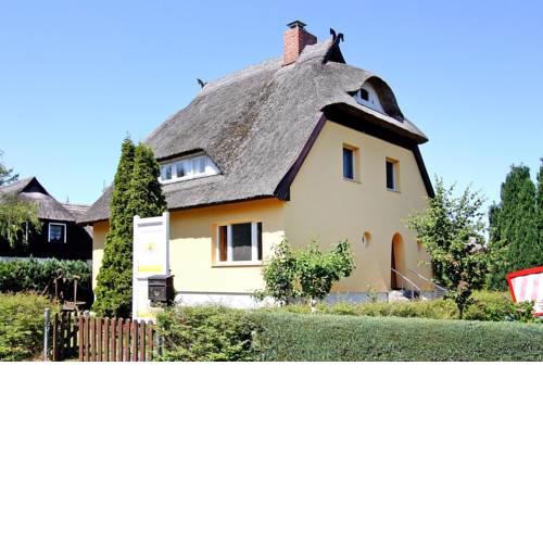 Holiday Home Born am Darß - DOS06063-F