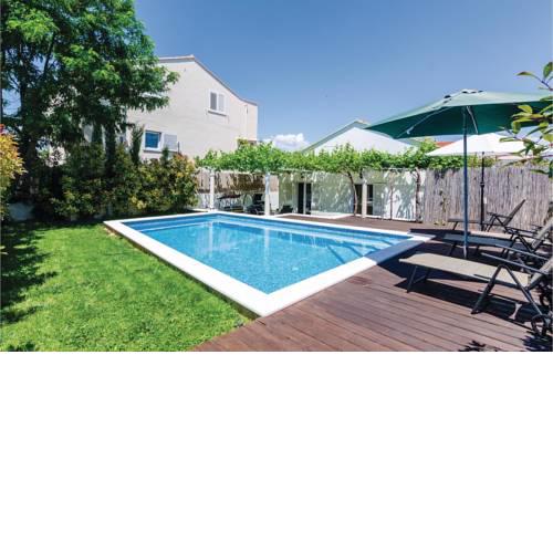 Holiday home Bosanka with Outdoor Swimming Pool 287