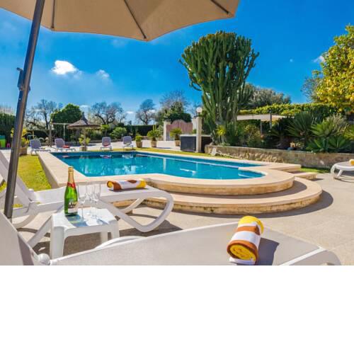 Holiday Home Ca Na Guerrera