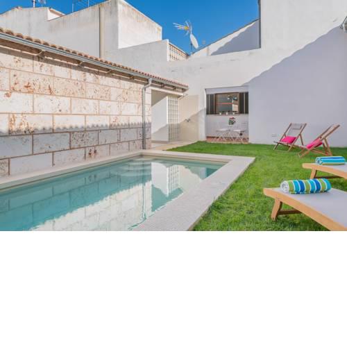 Holiday Home Can Toni