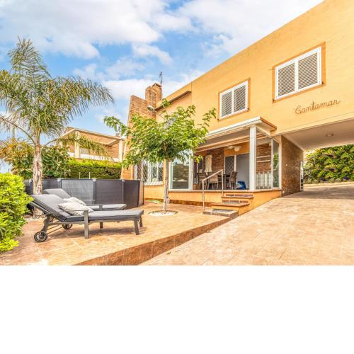Holiday Home Cantamar