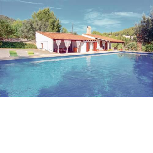 Holiday home Capdevera 45 with Outdoor Swimmingpool