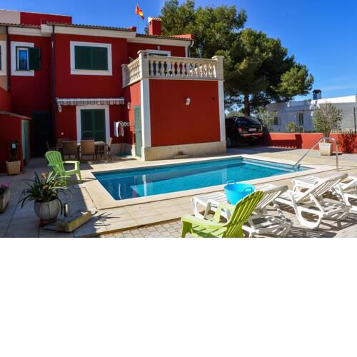 Holiday home Carrer Algues