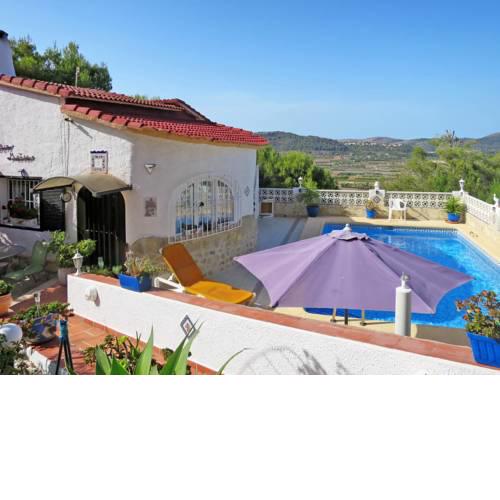 Holiday Home CASA MEISE (JAV611)