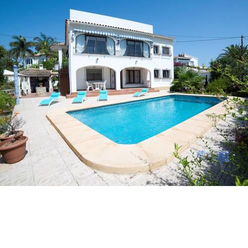 Holiday Home Evelyne