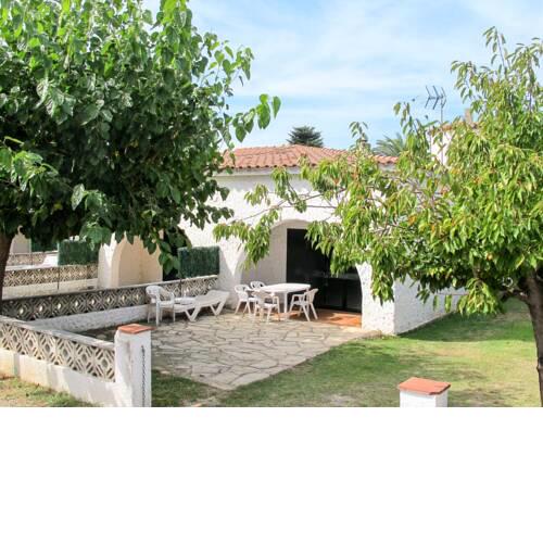 Holiday Home Ferienhaus (AMP131)