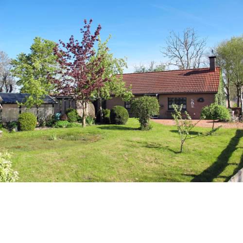 Holiday Home Ferienhaus Beckers (DTZ101)