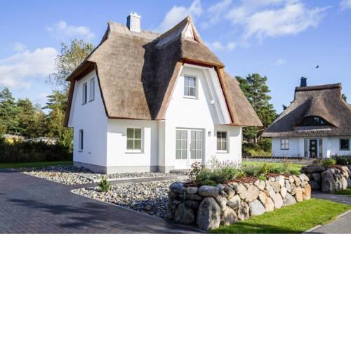 Holiday Home Fuhlendorf - DOS051060-F