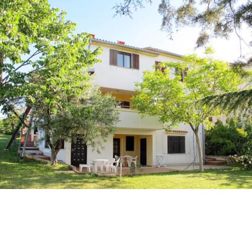Holiday Home Haus Eva (PUL204)