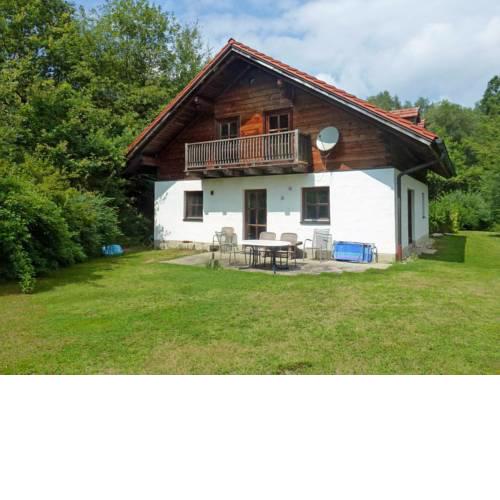 Holiday Home Haus Ilztal (ALL100)