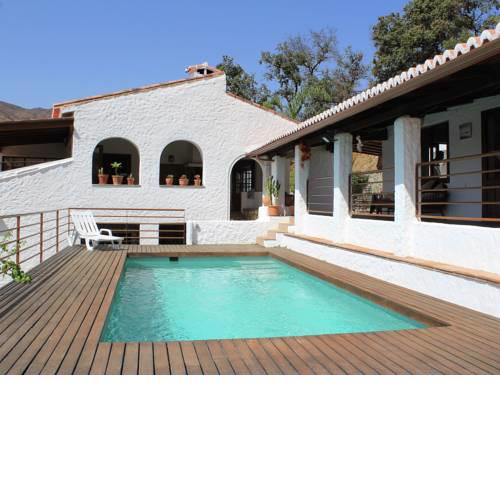 Holiday Home in Alhaurin el Grande with Pool