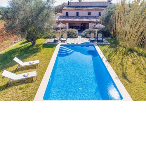 Holiday Home in Buger Sleeps 6 includes Swimming pool Air Con and WiFi 8
