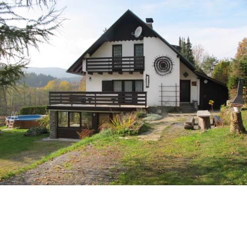 Holiday home in Cachrov/Böhmerwald 35500