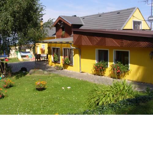 Holiday home in Kostomlaty pod Milesovkou 1216