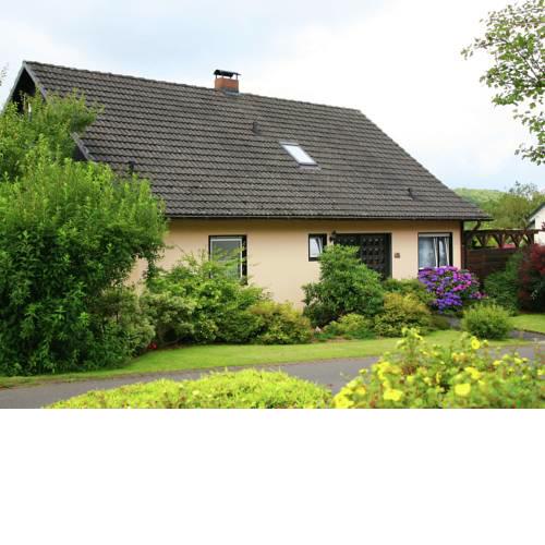 Holiday Home in Kyllburg Eifel near the Forest