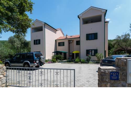 Holiday home in Punat/Insel Krk 13379