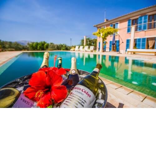 Holiday Home in sa Pobla Sleeps 12 with Pool Air Con and WiFi