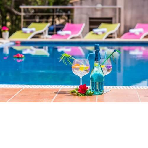 Holiday Home in Selva Sleeps 6 with Pool Air Con and WiFi