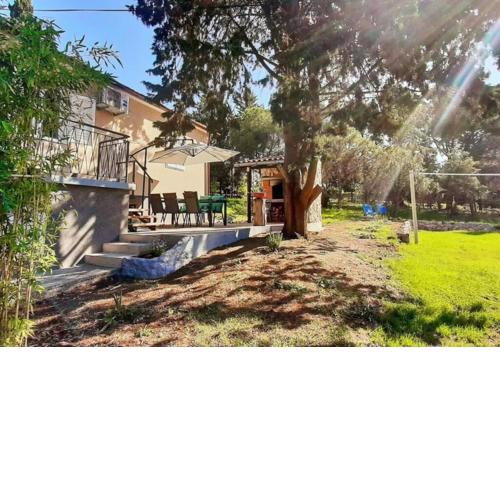 Holiday home Josip - 100 m from sea