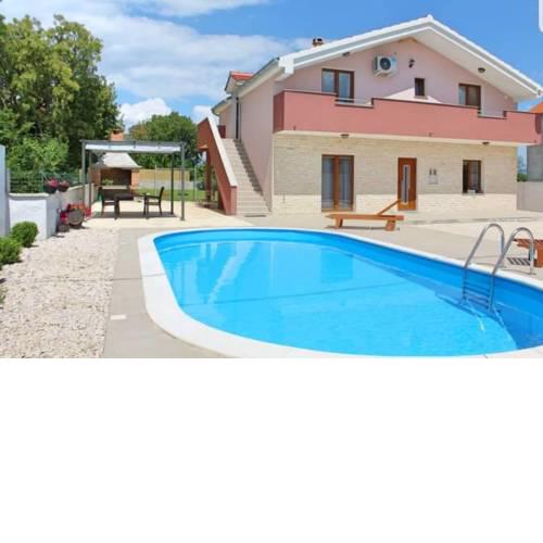 Holiday home Karlo