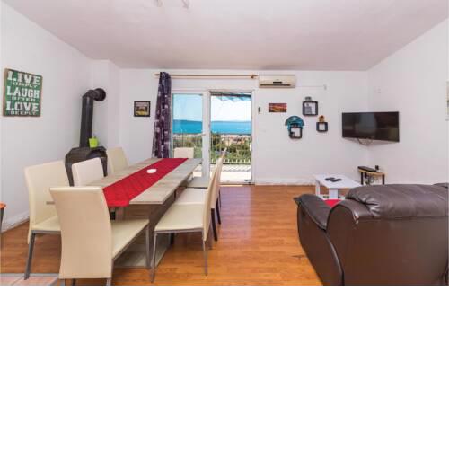 Holiday Home Kastel Kambelovac *XCI *