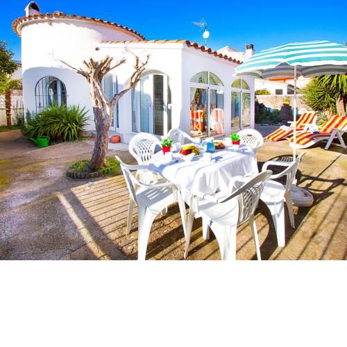 Holiday Home LA BAHIA