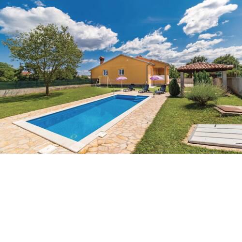 Holiday home Labud