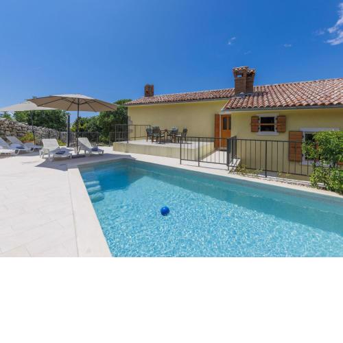 Holiday Home Lucija by Interhome