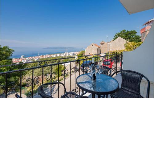 Holiday home Makarska Puharici