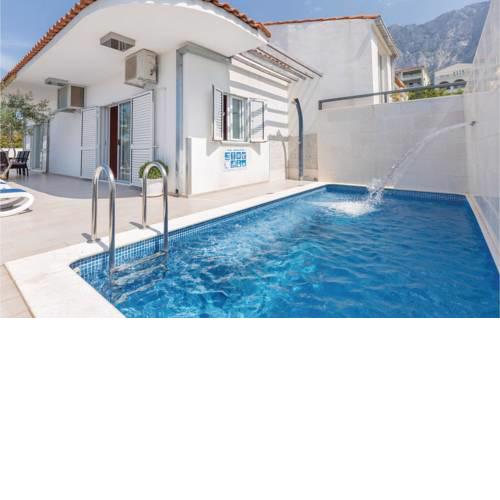 Holiday Home Makarska with Sea View 07