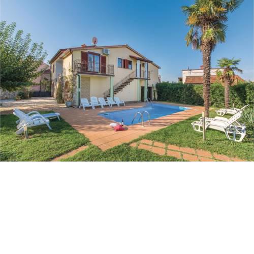 Holiday home Mihatovici V