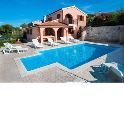 Holiday Home Mirna