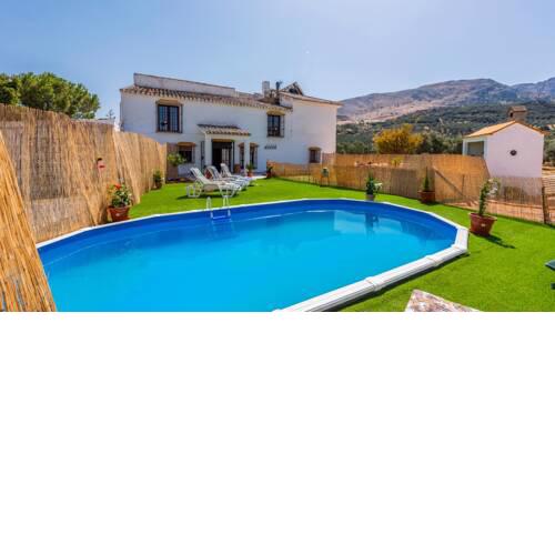 Holiday home overlooking the countryside in the province of Malaga