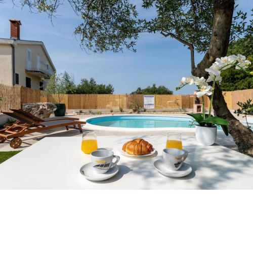 Holiday Home Pacin by Interhome