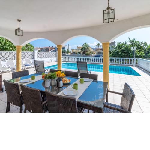 Holiday Home Peni
